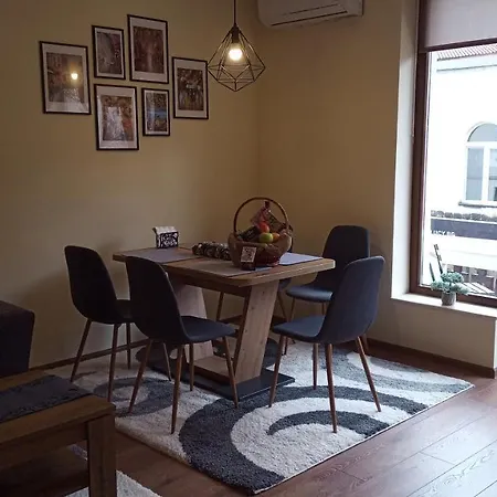 Apartman апартамент нашето място - / Our Place